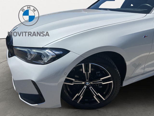 BMW Serie 3 318d color Blanco. Año 2024. 110KW(150CV). Híbrido Electro/Gasolina. En concesionario Movitransa Cars Jerez de Cádiz