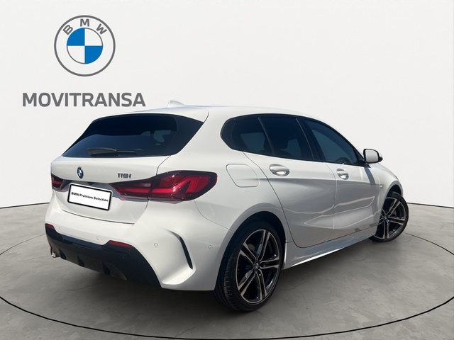 BMW Serie 1 118i color Blanco. Año 2024. 103KW(140CV). Gasolina. En concesionario Movitransa Cars Jerez de Cádiz