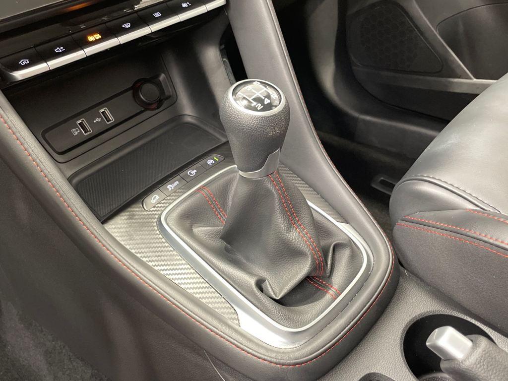 MG ZS 1.5 - 19