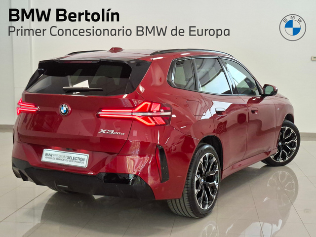 BMW X3 xDrive20d color Rojo. Año 2024. 145KW(197CV). Diésel. En concesionario Automoviles Bertolin S.L. de Valencia