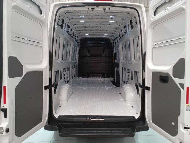 Volkswagen Crafter Furgon Batalla Larga TA 2.0 TDI 103 kW (140 CV) 3.500