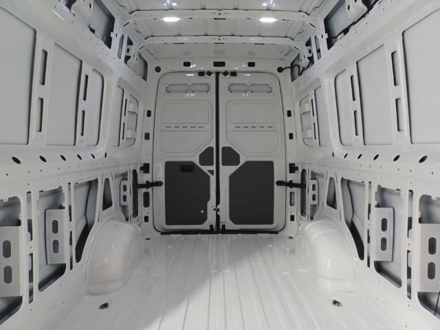 Volkswagen Crafter Furgon Batalla Larga TA 2.0 TDI 103 kW (140 CV) 3.500
