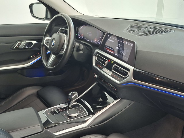 BMW Serie 3 320d color Gris Plata. Año 2020. 140KW(190CV). Diésel. En concesionario Automoviles Bertolin S.L. de Valencia