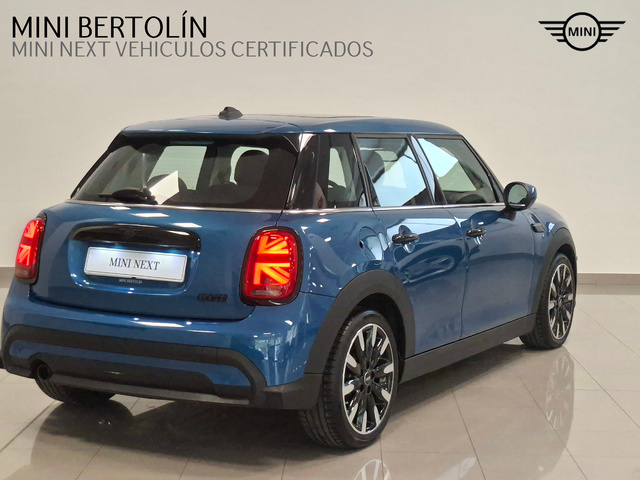 fotoG 10 del MINI MINI 5 Puertas Cooper 100 kW (136 CV) 136cv Gasolina del 2024 en Valencia