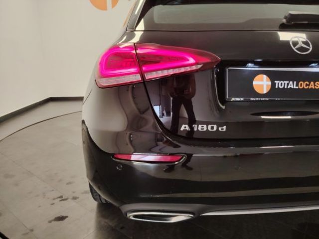 Mercedes-Benz Clase A 180 d 85 kW (116 CV)