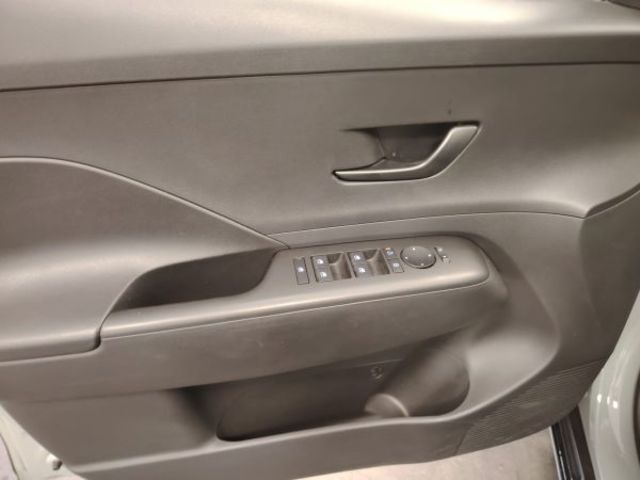 Hyundai Kona 1.6 GDI HEV Maxx DCT 104 kW (141 CV)