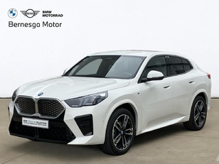 Fotos de BMW iX2 eDrive20 color Blanco. Año 2025. 150KW(204CV). Eléctrico. En concesionario Bernesga Motor León (Bmw y Mini) de León