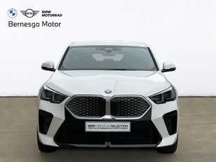 Fotos de BMW iX2 eDrive20 color Blanco. Año 2025. 150KW(204CV). Eléctrico. En concesionario Bernesga Motor León (Bmw y Mini) de León