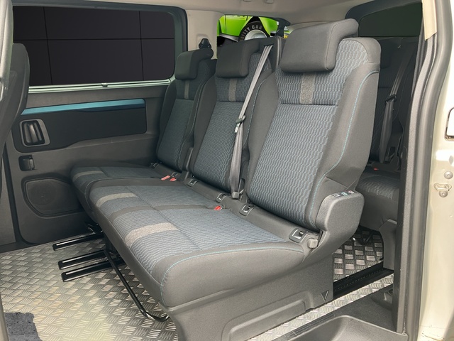 Peugeot Traveller BlueHDi 150 Active Standard 110 kW (150 CV)