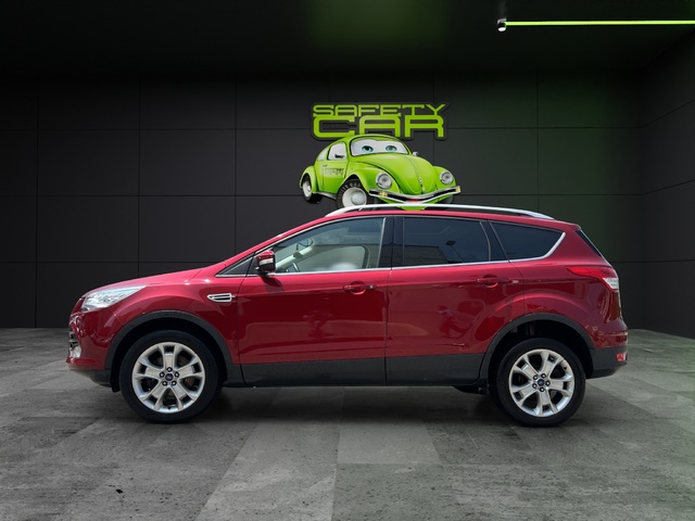 Ford Kuga 2.0 TDCI S&S Titanium 4x4 Powershift 132 kW (180 CV)
