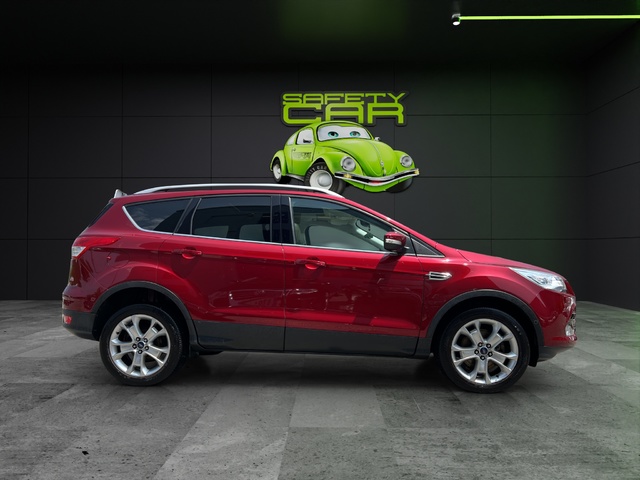 Ford Kuga 2.0 TDCI S&S Titanium 4x4 Powershift 132 kW (180 CV)