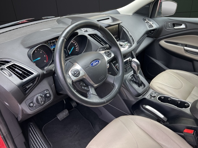 Ford Kuga 2.0 TDCI S&S Titanium 4x4 Powershift 132 kW (180 CV)