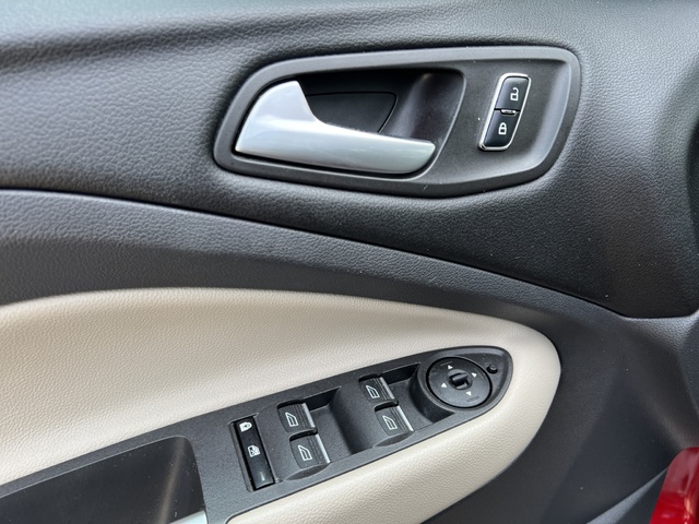 Ford Kuga 2.0 TDCI S&S Titanium 4x4 Powershift 132 kW (180 CV)