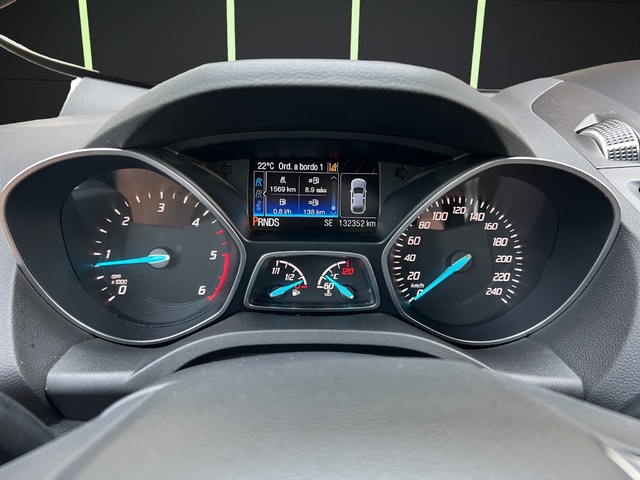 Ford Kuga 2.0 TDCI S&S Titanium 4x4 Powershift 132 kW (180 CV)
