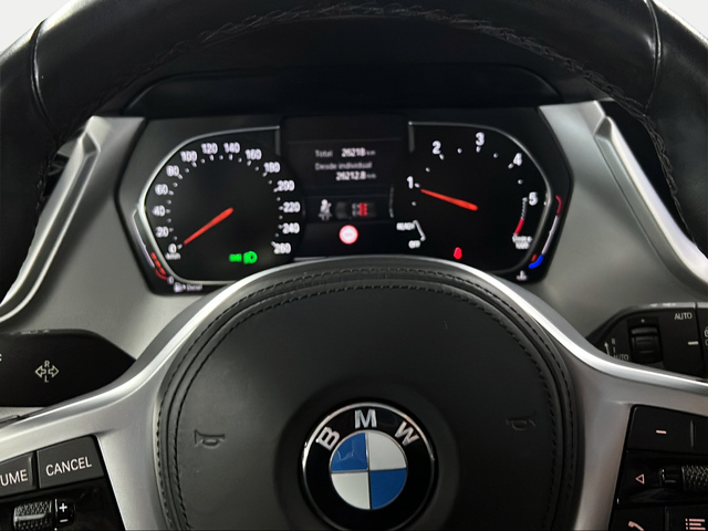 BMW Serie 1 116d color Gris. Año 2021. 85KW(116CV). Diésel. En concesionario San Pablo Motor | Su Eminencia de Sevilla