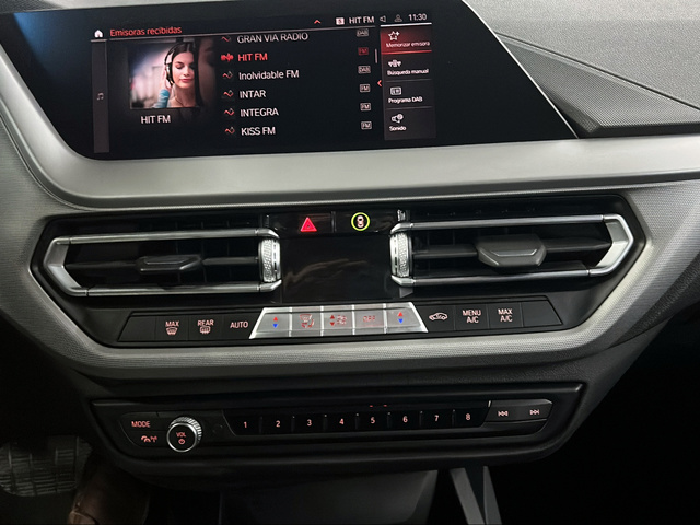 BMW Serie 1 116d color Gris. Año 2021. 85KW(116CV). Diésel. En concesionario San Pablo Motor | Su Eminencia de Sevilla