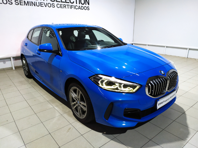BMW Serie 1 118d color Azul. Año 2020. 110KW(150CV). Diésel. En concesionario Hispamovil Elche de Alicante