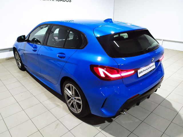 BMW Serie 1 118d color Azul. Año 2020. 110KW(150CV). Diésel. En concesionario Hispamovil Elche de Alicante