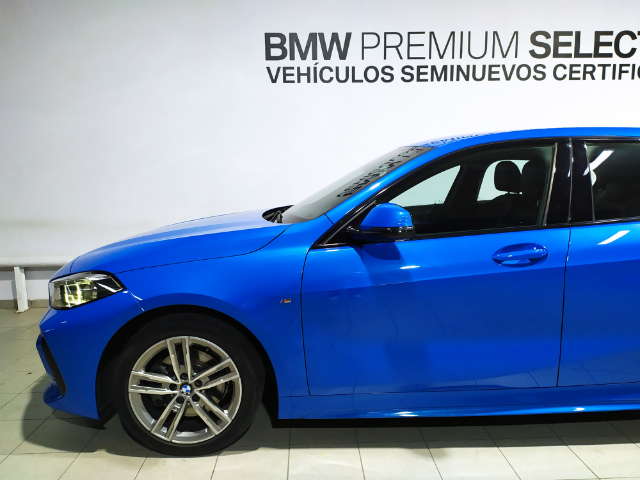 BMW Serie 1 118d color Azul. Año 2020. 110KW(150CV). Diésel. En concesionario Hispamovil Elche de Alicante