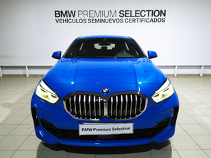 Fotos de BMW Serie 1 118d color Azul. Año 2020. 110KW(150CV). Diésel. En concesionario Hispamovil Elche de Alicante