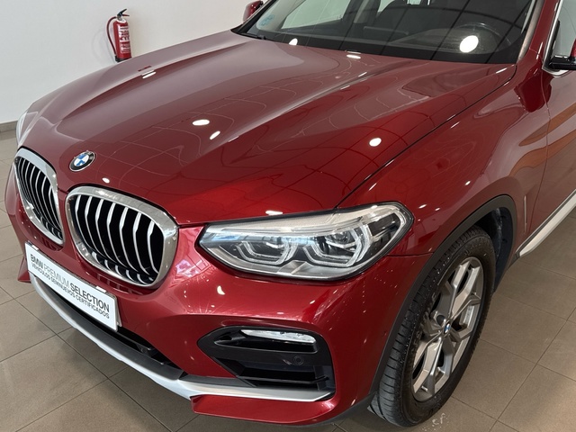 BMW X4 xDrive20d color Rojo. Año 2019. 140KW(190CV). Diésel. En concesionario Burgocar (Bmw y Mini) de Burgos