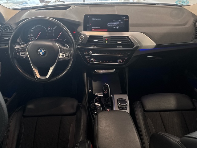 BMW X4 xDrive20d color Rojo. Año 2019. 140KW(190CV). Diésel. En concesionario Burgocar (Bmw y Mini) de Burgos