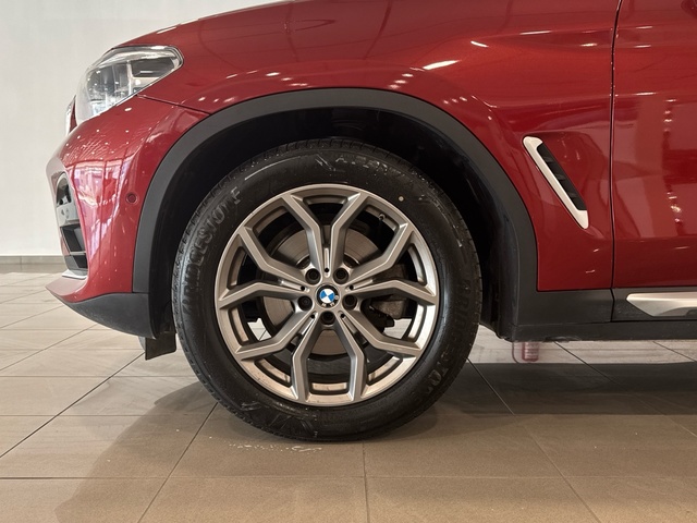 BMW X4 xDrive20d color Rojo. Año 2019. 140KW(190CV). Diésel. En concesionario Burgocar (Bmw y Mini) de Burgos