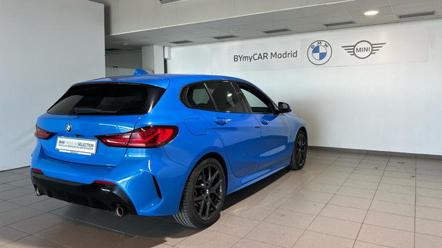 BMW Serie 1 118d color Azul. Año 2021. 110KW(150CV). Diésel. En concesionario BYmyCAR Madrid - Alcalá de Madrid