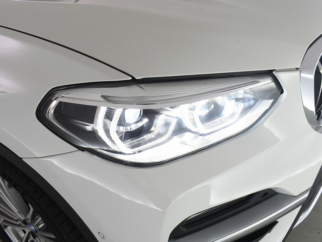 BMW X3 xDrive30e color Blanco. Año 2020. 215KW(292CV). Híbrido Electro/Gasolina. En concesionario BYmyCAR Madrid - Alcalá de Madrid