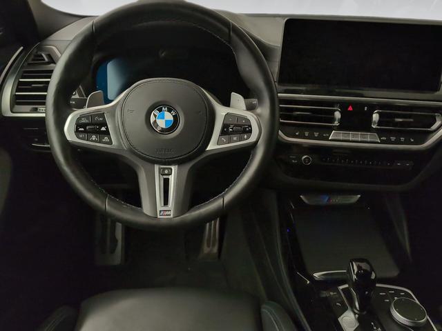 BMW X4 M40d color Negro. Año 2024. 250KW(340CV). Diésel. En concesionario Automotor Premium Viso - Málaga de Málaga