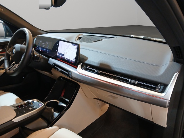 BMW X2 sDrive18d color Negro. Año 2024. 110KW(150CV). Diésel. En concesionario FINESTRAT Automoviles Fersan, S.A. de Alicante
