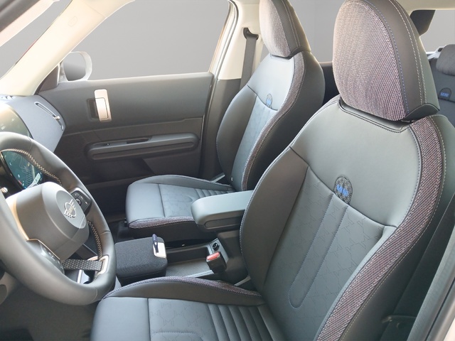 fotoG 16 del MINI MINI Countryman SE ALL4 230 kW (313 CV) 313cv Eléctrico del 2025 en Alicante