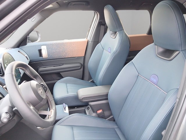 fotoG 16 del MINI MINI Countryman E 150 kW (204 CV) 204cv Eléctrico del 2025 en Alicante