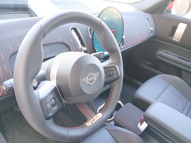 fotoG 15 del MINI MINI Countryman SE ALL4 230 kW (313 CV) 313cv Eléctrico del 2025 en Alicante