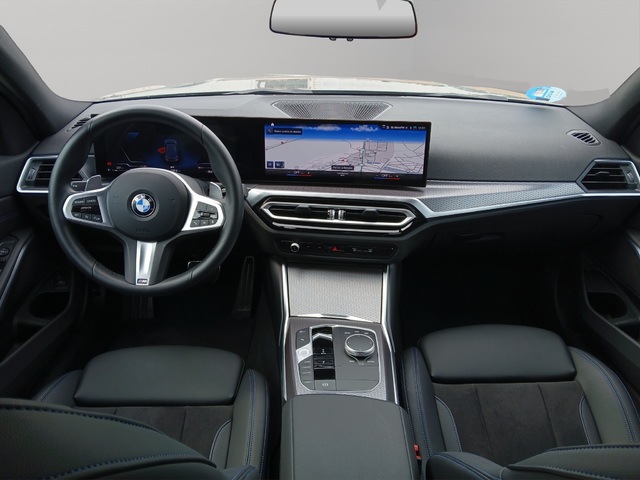 BMW Serie 3 318d color Gris. Año 2024. 110KW(150CV). Diésel. En concesionario GANDIA Automoviles Fersan, S.A. de Valencia