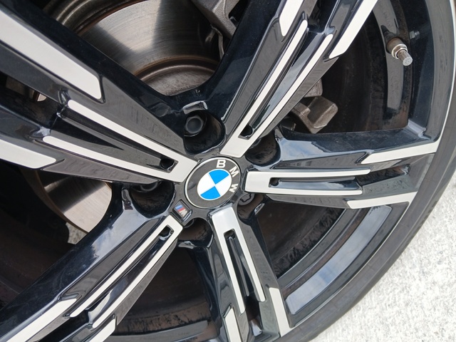BMW Serie 3 318d color Gris. Año 2024. 110KW(150CV). Diésel. En concesionario GANDIA Automoviles Fersan, S.A. de Valencia