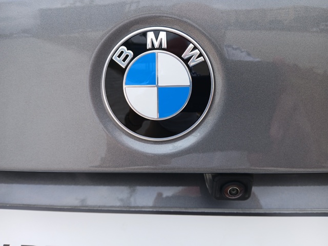 BMW Serie 3 318d color Gris. Año 2024. 110KW(150CV). Diésel. En concesionario GANDIA Automoviles Fersan, S.A. de Valencia
