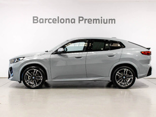 Fotos de BMW X2 sDrive18d color Gris. Año 2024. 110KW(150CV). Diésel. En concesionario Barcelona Premium -- GRAN VIA de Barcelona