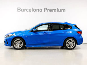 Fotos de BMW Serie 1 118d color Azul. Año 2024. 110KW(150CV). Diésel. En concesionario Barcelona Premium -- GRAN VIA de Barcelona