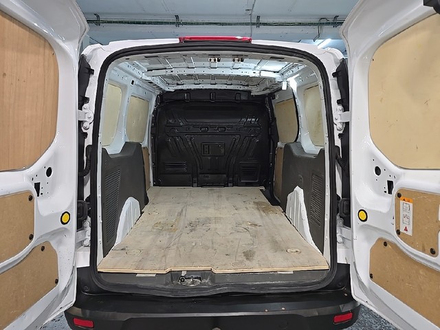 Ford Transit Connect Furgon 1.5 TDCi Trend 210 L2 74 kW (100 CV)