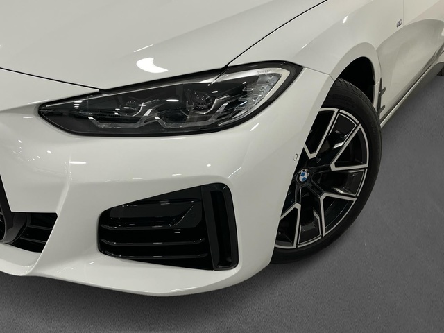 BMW Serie 4 420d Gran Coupe color Blanco. Año 2024. 140KW(190CV). Diésel. En concesionario BMW Marcos Automoción de Valencia