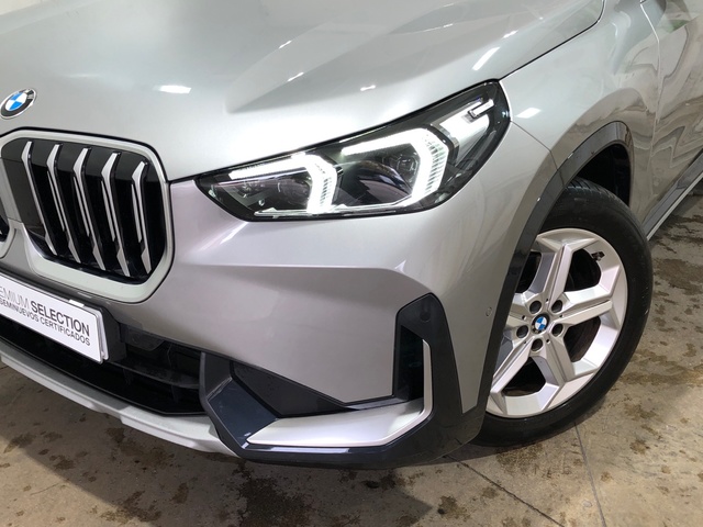 BMW X1 sDrive18d color Gris Plata. Año 2024. 110KW(150CV). Diésel. En concesionario Movilnorte El Plantio de Madrid