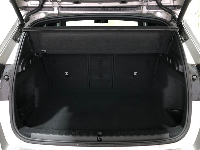 BMW X1 sDrive18d color Gris Plata. Año 2024. 110KW(150CV). Diésel. En concesionario Movilnorte El Plantio de Madrid