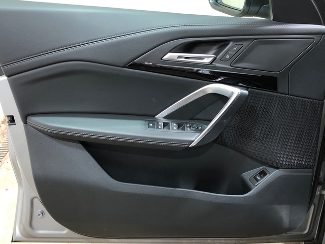 BMW X1 sDrive18d color Gris Plata. Año 2024. 110KW(150CV). Diésel. En concesionario Movilnorte El Plantio de Madrid