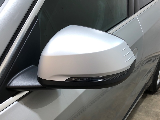 BMW X1 sDrive18d color Gris Plata. Año 2024. 110KW(150CV). Diésel. En concesionario Movilnorte El Plantio de Madrid