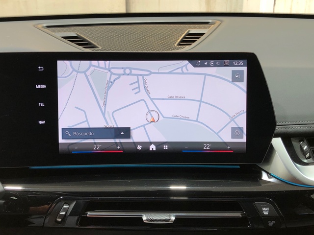 BMW X1 sDrive18d color Gris Plata. Año 2024. 110KW(150CV). Diésel. En concesionario Movilnorte El Plantio de Madrid