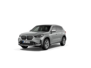 Fotos de BMW X1 sDrive18d color Gris Plata. Año 2024. 110KW(150CV). Diésel. En concesionario Movilnorte El Plantio de Madrid