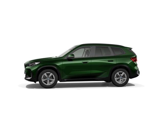 BMW X1 sDrive18d color Verde. Año 2024. 110KW(150CV). Diésel. En concesionario Movilnorte El Carralero de Madrid