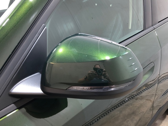 BMW X1 sDrive18d color Verde. Año 2024. 110KW(150CV). Diésel. En concesionario Movilnorte El Carralero de Madrid