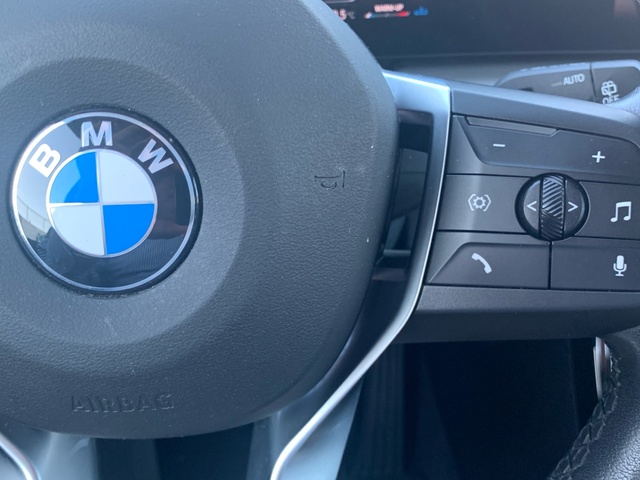 BMW Serie 2 218d Active Tourer color Marrón. Año 2022. 110KW(150CV). Diésel. En concesionario Celtamotor Pontevedra de Pontevedra